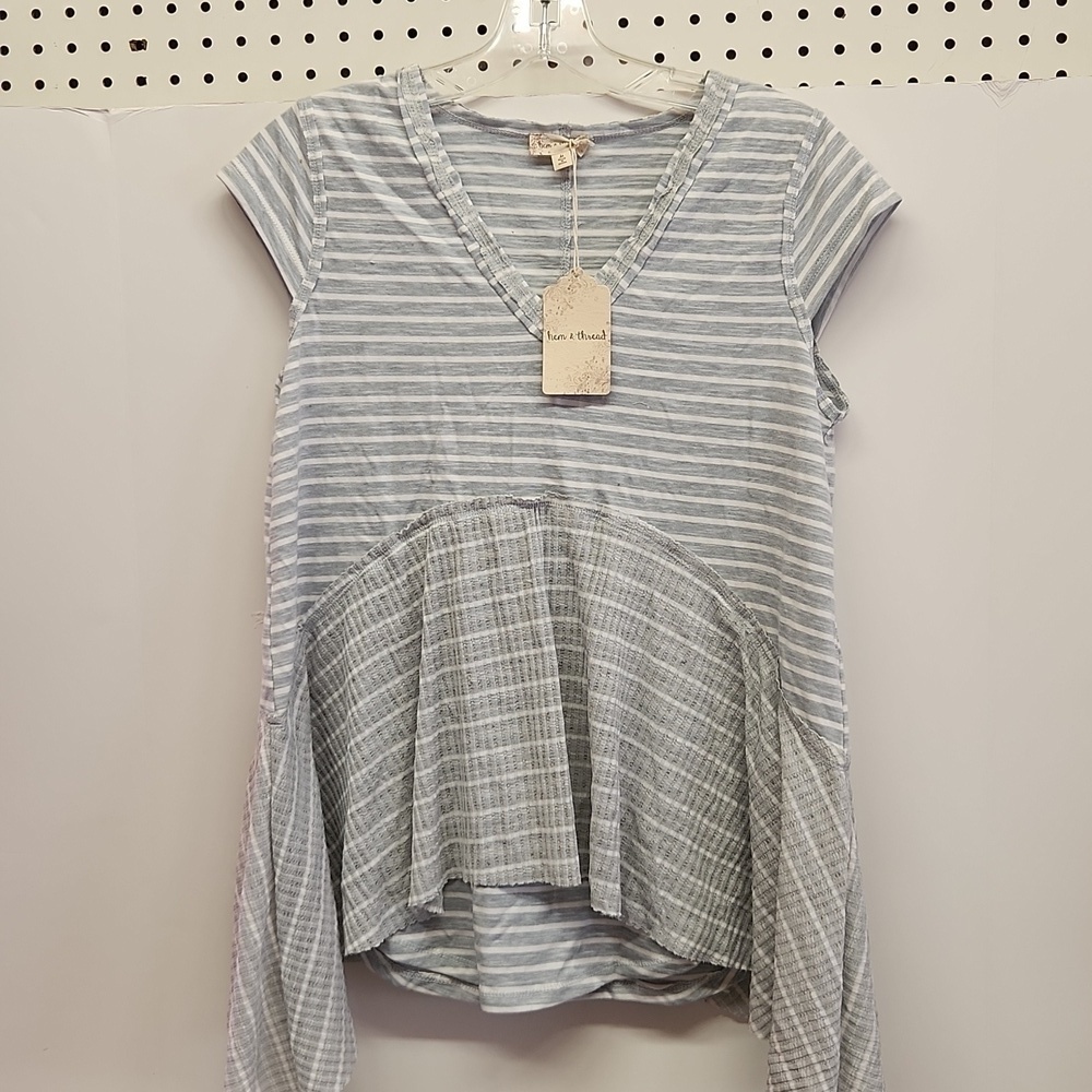 HEM and thread NWT top stripes with ruffled overlay cap sleeves
